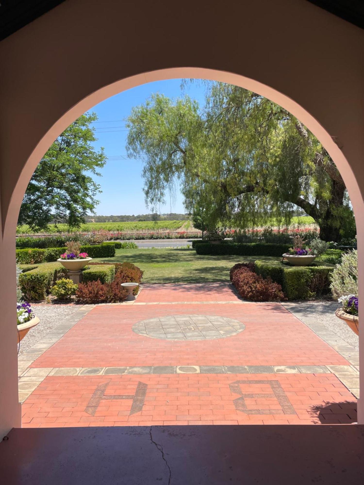 Barossa House Bed & Breakfast 4*