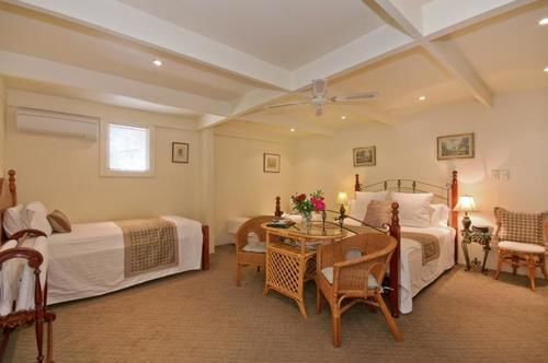 Barossa House Bed & Breakfast 4*