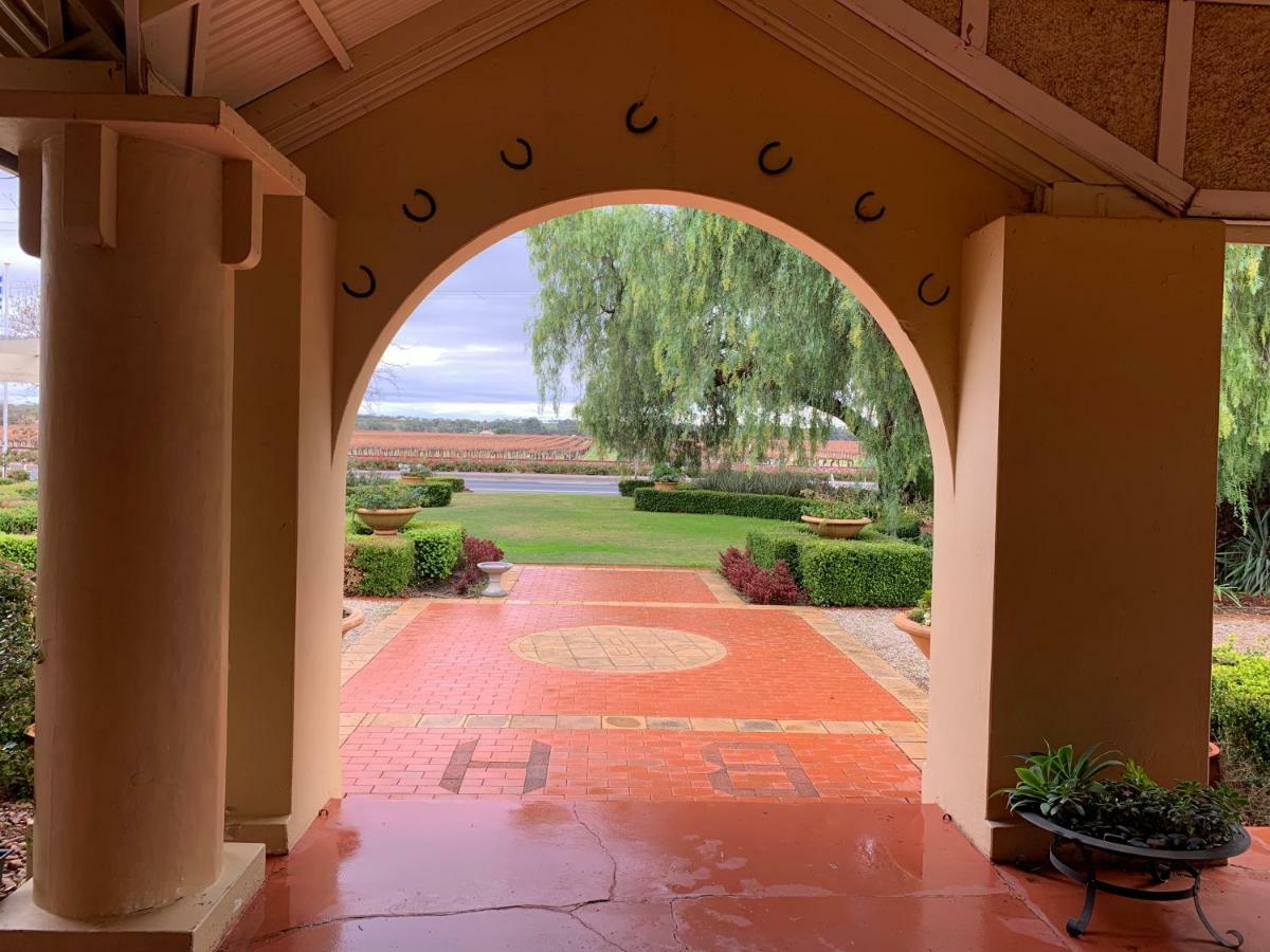 Bed & Breakfast Barossa House 4*